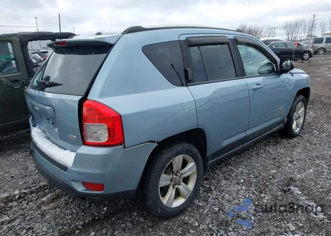 2013 Jeep Compass Latitude z USA, uszkodzony, nr VIN 1C4NJCEB9DD191222
